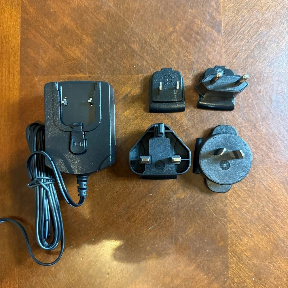Phihong PSA15R-120P 12V 1.25A 15W Power Supply with 4 International Adapters